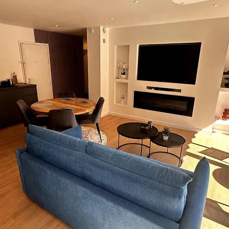 Apartament T2 Refait A Neuf A 50m De La Moure Rouge,climatise, Parking *