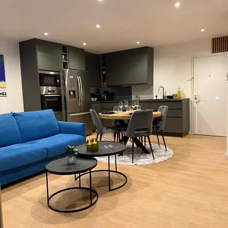 Apartmán T2 Refait A Neuf A 50m De La Moure Rouge *